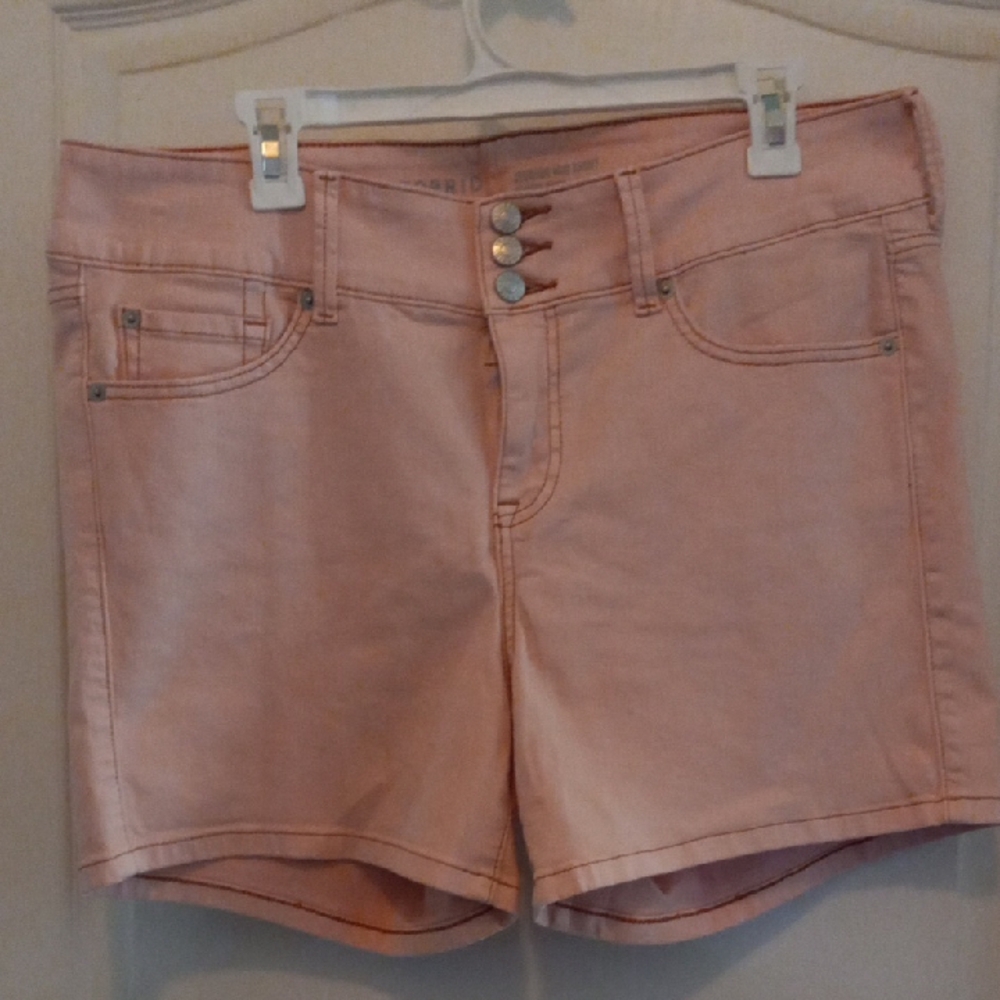 Fitted Pink Jean Shorts with Mid-Thigh Length